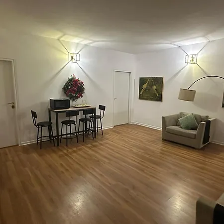 Riversidemellini44 Гостевой дом Рим