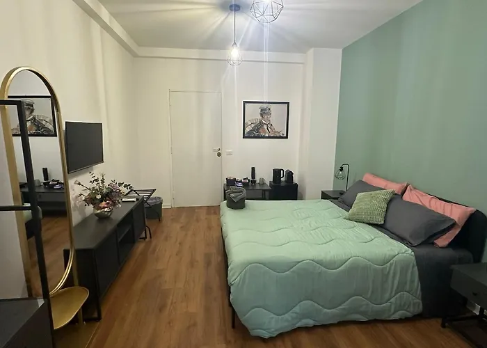 Riversidemellini44 Konukevi 4*