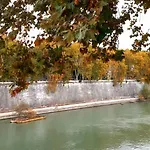 Riversidemellini44 Pensionat